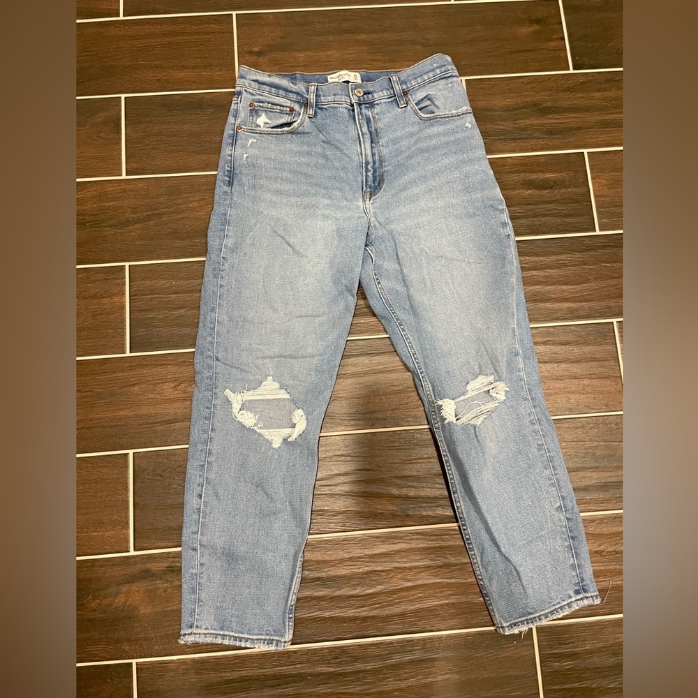 Abercrombie Mom Jeans